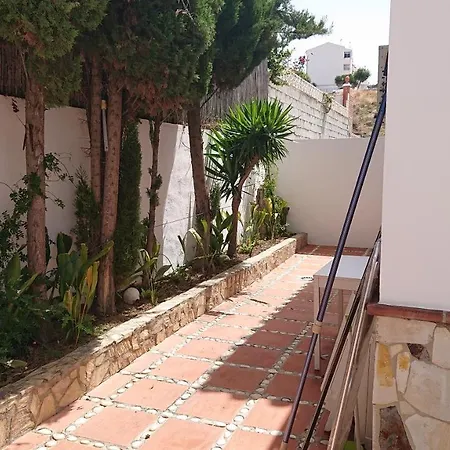 Bloque De Con Piscina Privada Nerja
