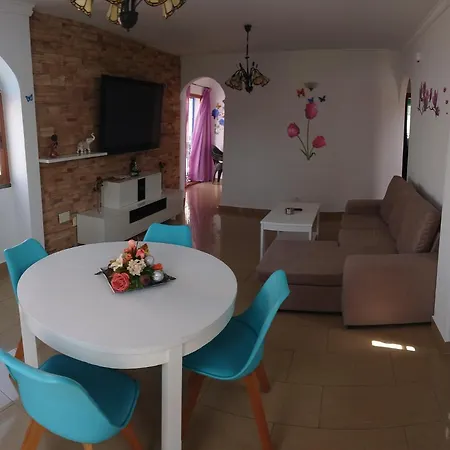 Bloque De Con Piscina Privada *